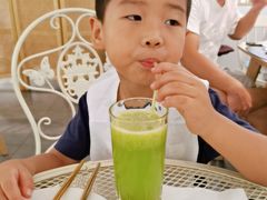 -露露家咖啡店