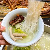 成都｜蒙古包里吃烤全羊🐑徒手撕羊肉的快乐
