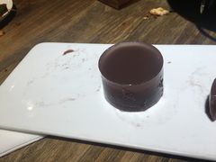 赠品：hong dou sha-滇越乘象云南餐厅(豆各庄店)