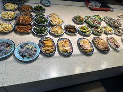-郭巨人农家食堂(南部商务区店)