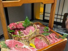 -山川小町·极番烧肉(新地假日广场店)