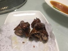 脆皮乳鸽-老东吴食府(雅都店)