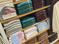 -优衣库(上海虹口龙之梦店)