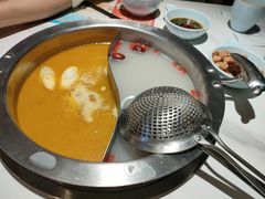 -马家斑.鲜鱼火锅(松湖万科店)