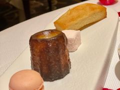 -AZUR聚(香格里拉饭店)