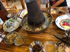 -东镇老火锅(长春路首店)