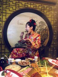点击看大图 怀旧复古-金夫人婚纱摄影(华南店)