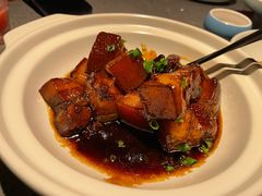 招牌红烧肉-老头儿油爆虾(星光一期店)
