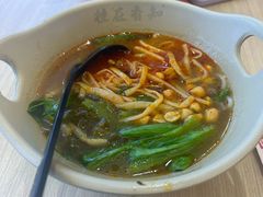 -桂在香知桂林米粉(红博中央公园店)