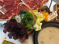 -煲王粤菜餐厅(中侨中心店)