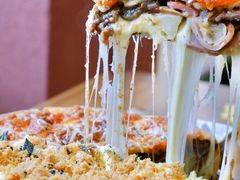 -Dragon Pizza•圆脸龙披萨·牛排餐厅