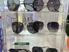 -阿波罗眼镜·蔡司授权店(孙厝店)