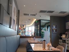 -必胜客(世纪港湾店)