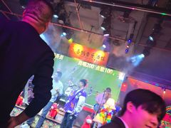 -喜鹊音乐酒馆(西街店)