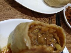 -清真吴记门钉肉饼·喜多利
