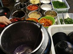 -钢管厂五区小郡肝串串香(滨江店)