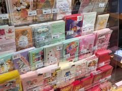 -百新书局(尚悦湾店)