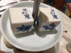 -théATRE 茶聚场(王府中環店)