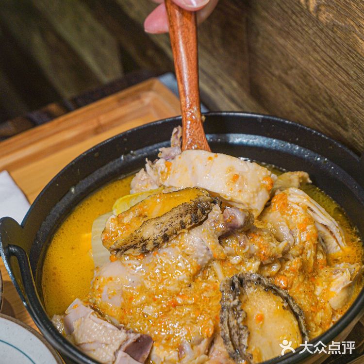 火遍江浙沪的蟹叁宝，在成都也能吃上啦！！