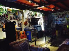 -南锣鼓巷吉他吧(鼓楼店)