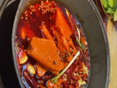 -赵美丽·重庆社区火锅·直营店(火车东站·中豪国际店)