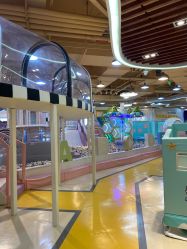 -多多淘儿童体验中心(重庆来福士店)