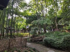 -汇龙潭