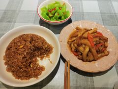 -彭耕记猪油炒小菜(吉联mall店)