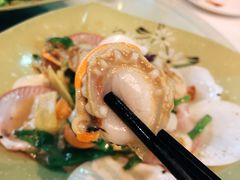 -量贩海鲜餐厅