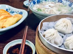 牛肉小笼包-老新隆牛肉锅贴(新街口店)