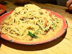 -先启半步颠小酒馆(虹桥龙湖天街店)