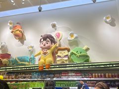-咻啵翔翔零食基地(万达广场店)