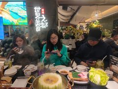 -得意咚瓜·顺德鱼生·冬瓜火锅(深圳首店)