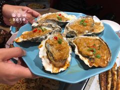 -街角等你.大连海鲜烧烤(西安路店)