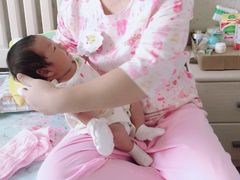 -爱的果实月嫂育婴师(世纪东方店)