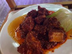 -二荆条·蜀鲜汇城市森林火锅