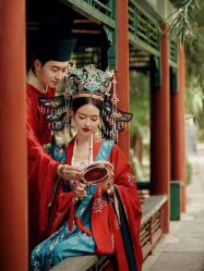 -索菲亚婚纱摄影