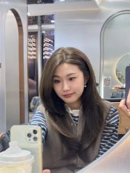-Tloml salon