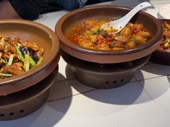 -阿瓦山寨·湘菜现炒·剁椒鱼头王(咸阳总店)