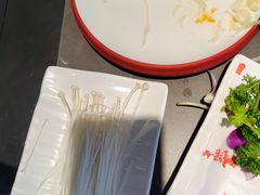 -生活如沸·顺德水牛奶火锅(大学路店)