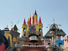 -美心红酒小镇游乐园