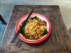 -方铲铲·成都板凳面(滨江银泰店)