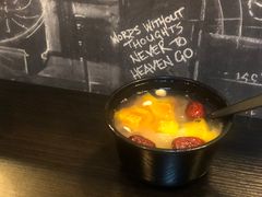 南北杏银耳炖木瓜-小团圆糖水铺(襄阳南路店)