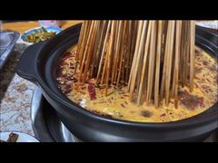 -唐记煌大坨卤牛肉串串(瑞南街店)