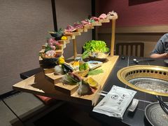 -山川小町·极番烧肉(新地假日广场店)