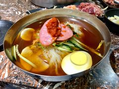 -啊美丽炭火烤肉(滑翔一店)
