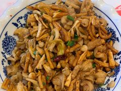 -老闵田螺馆·南昌市井菜·特色小吃(总店)