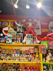 -16TOYS中古玩具铺(崇文门店)