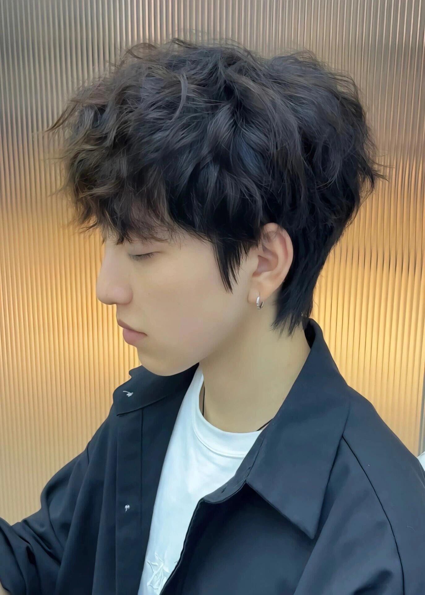 新潮男发型必看哦