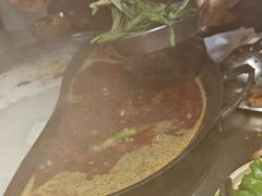 -鹿鸣山草本茶香火锅(园西路店)